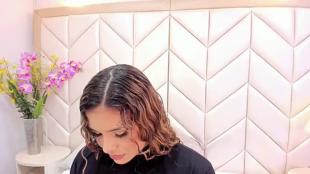 CataRicci online show from 09/20/25, 11:55