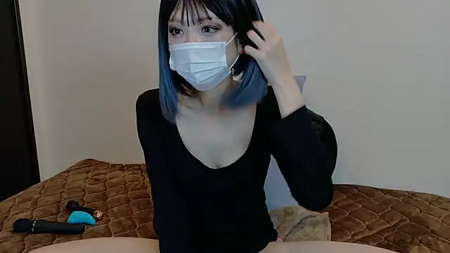 sarina at online show from 12/16/25, 04:28