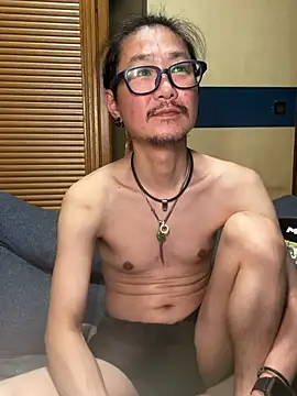 uta002418 online show from 07/06/26, 03:14