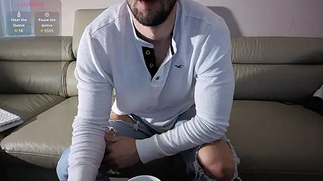 boiteasex online show from 03/11/26, 07:36