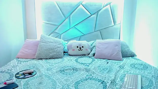 Sweeetcurvyx online show from 01/06/26, 09:50