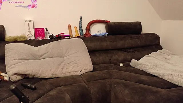 Melly4You online show from 09/22/25, 07:16