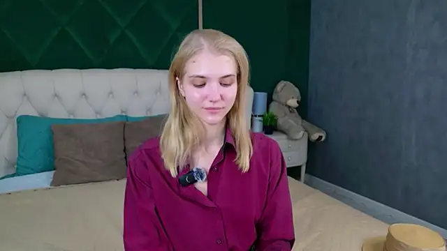 4example Chloe online show from 07/14/26, 05:34