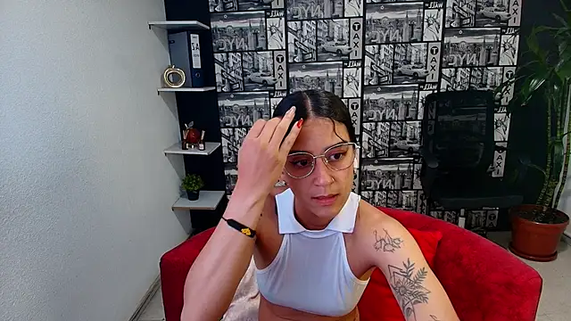 DanielaMonroe online show from 05/20/26, 09:54