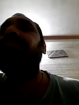 Snapshot of Hot-boy077 chatting on 09/15/25, 02:17 Hot-boy077 online show from 09/15/25, 02:17