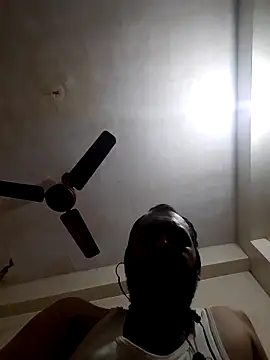 Snapshot of Hot-boy077 chatting on 09/17/25, 04:19 Hot-boy077 online show from 09/17/25, 04:19