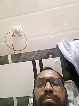 Snapshot of Hot-boy077 chatting on 09/18/25, 03:25 Hot-boy077 online show from 09/18/25, 03:25