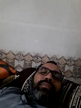 Snapshot of Hot-boy077 chatting on 09/28/25, 11:48 Hot-boy077 online show from 09/28/25, 11:48