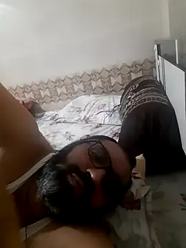 Snapshot of Hot-boy077 chatting on 10/03/25, 06:27 Hot-boy077 online show from 10/03/25, 06:27