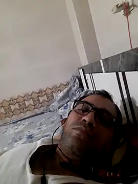 Snapshot of Hot-boy077 chatting on 10/14/25, 05:58 Hot-boy077 online show from 10/14/25, 05:58