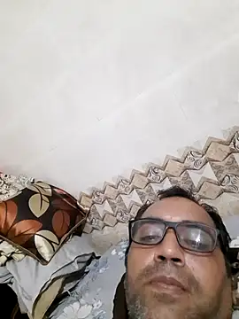 Snapshot of Hot-boy077 chatting on 10/24/25, 05:31 Hot-boy077 online show from 10/24/25, 05:31