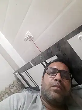 Snapshot of Hot-boy077 chatting on 10/25/25, 07:30 Hot-boy077 online show from 10/25/25, 07:30