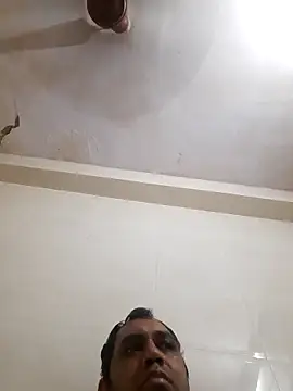 Snapshot of Hot-boy077 chatting on 11/01/25, 02:46 Hot-boy077 online show from 11/01/25, 02:46