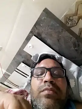 Snapshot of Hot-boy077 chatting on 11/09/25, 03:54 Hot-boy077 online show from 11/09/25, 03:54