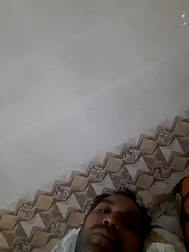 Snapshot of Hot-boy077 chatting on 11/18/25, 03:27 Hot-boy077 online show from 11/18/25, 03:27