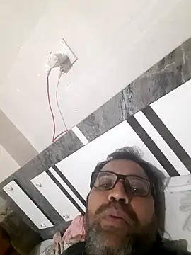 Snapshot of Hot-boy077 chatting on 11/21/25, 05:55 Hot-boy077 online show from 11/21/25, 05:55