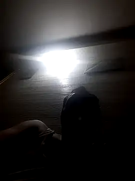 Snapshot of Hot-boy077 chatting on 11/28/25, 05:43 Hot-boy077 online show from 11/28/25, 05:43