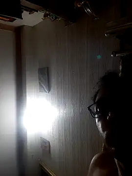 Snapshot of Hot-boy077 chatting on 12/01/25, 09:36 Hot-boy077 online show from 12/01/25, 09:36