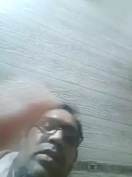 Snapshot of Hot-boy077 chatting on 12/04/25, 03:54 Hot-boy077 online show from 12/04/25, 03:54