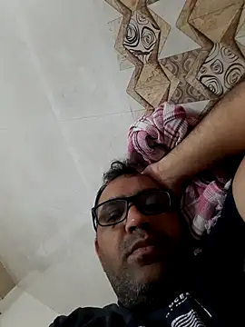 Snapshot of Hot-boy077 chatting on 01/08/26, 05:15 Hot-boy077 online show from 01/08/26, 05:15