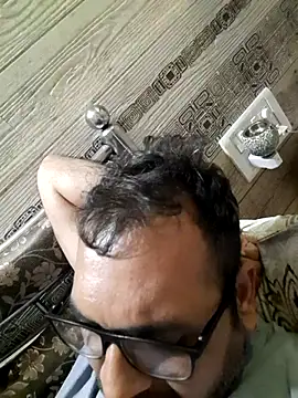 Snapshot of Hot-boy077 chatting on 01/17/26, 04:11 Hot-boy077 online show from 01/17/26, 04:11