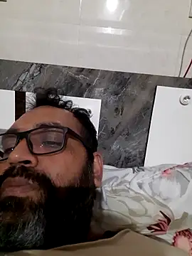 Snapshot of Hot-boy077 chatting on 02/15/26, 06:15 Hot-boy077 online show from 02/15/26, 06:15