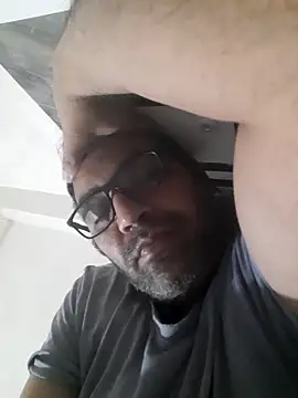 Snapshot of Hot-boy077 chatting on 03/02/26, 06:58 Hot-boy077 online show from 03/02/26, 06:58