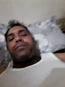 Snapshot of Hot-boy077 chatting on 03/12/26, 02:23 Hot-boy077 online show from 03/12/26, 02:23