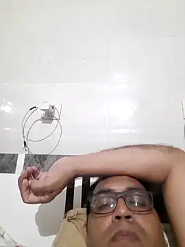 Snapshot of Hot-boy077 chatting on 03/19/26, 02:32 Hot-boy077 online show from 03/19/26, 02:32