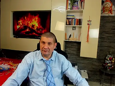 SpartacusDaddy48 online show from 01/13/26, 07:02