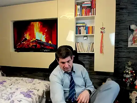 SpartacusDaddy48 online show from 02/16/26, 04:08