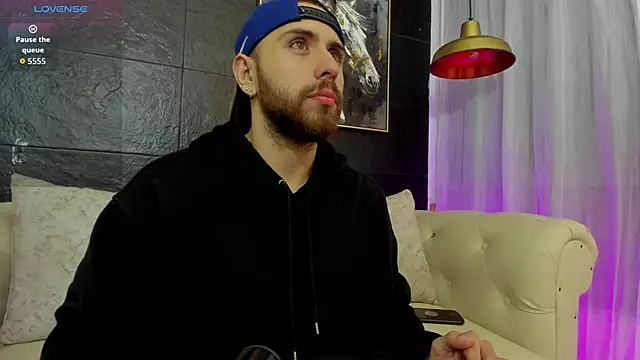 Maximo Wolff online show from 11/09/25, 09:24