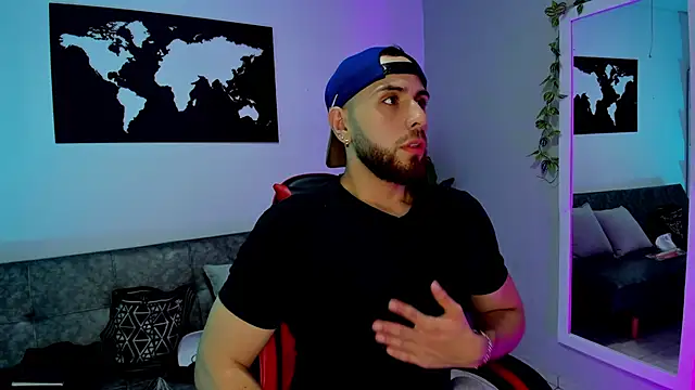 Maximo Wolff online show from 11/26/25, 07:48