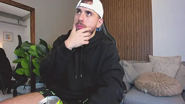 Maximo Wolff online show from 03/20/26, 12:04