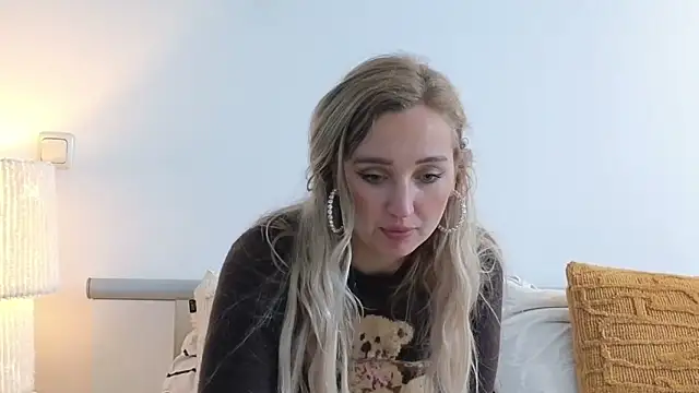 Snapshot of Stellapower chatting on 11/06/25, 02:29 Stellapower online show from 11/06/25, 02:29