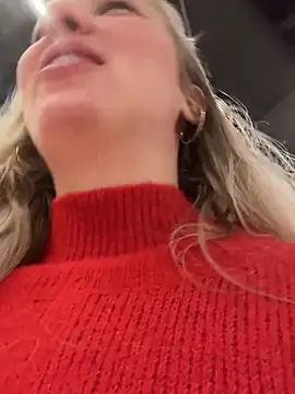 Snapshot of Stellapower chatting on 11/13/25, 07:13 Stellapower online show from 11/13/25, 07:13