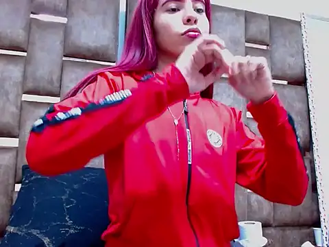 Alexahotz online show from 10/08/25, 10:29