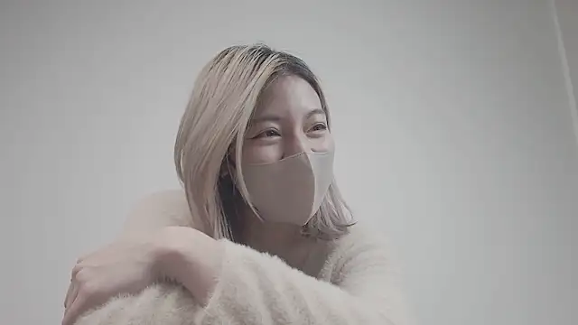 Snapshot of Rin0420 chatting on 12/21/25, 03:13 Rin0420 online show from 12/21/25, 03:13