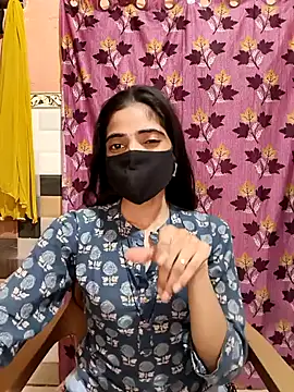 Snapshot of Cute_Manju01 chatting on 10/27/25, 04:11 Cute Manju01 online show from 10/27/25, 04:11