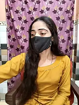 Snapshot of Cute_Manju01 chatting on 11/30/25, 05:00 Cute Manju01 online show from 11/30/25, 05:00