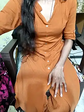 Snapshot of Cute_Manju01 chatting on 12/15/25, 03:55 Cute Manju01 online show from 12/15/25, 03:55