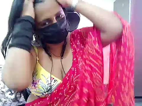 Snapshot of ammu1990 chatting on 05/04/26, 09:05 ammu1990 online show from 05/04/26, 09:05