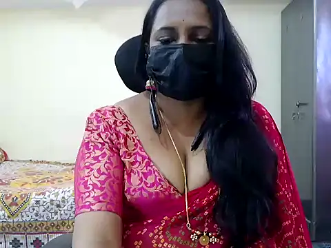 Snapshot of ammu1990 chatting on 06/15/26, 06:04 ammu1990 online show from 06/15/26, 06:04