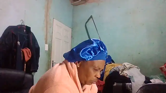 Snapshot of Nicky52 chatting on 05/24/26, 03:55 Nicky52 online show from 05/24/26, 03:55