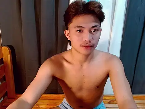 mostwantedtwink online show from 10/24/25, 11:12