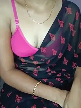 Snapshot of Nidhi_lovely chatting on 05/25/26, 02:39 Nidhi lovely online show from 05/25/26, 02:39