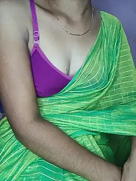 Snapshot of Nidhi_lovely chatting on 07/02/26, 03:45 Nidhi lovely online show from 07/02/26, 03:45