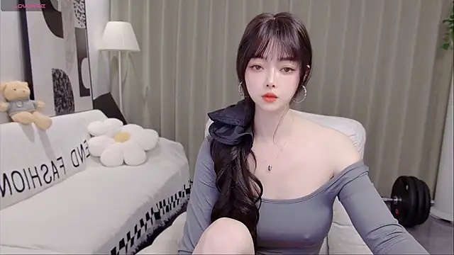 uikyy1 online show from 04/05/26, 12:57