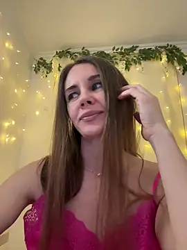 LucieMack online show from 03/16/26, 06:01