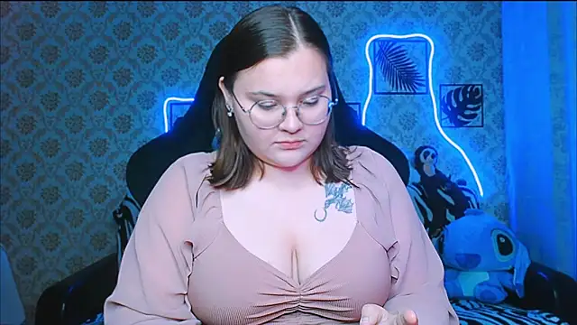 InLoveWithLife26 online show from 10/05/25, 07:34